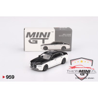 Mini GT BMW i7 xDrive60 Alpine White/Black Saphire